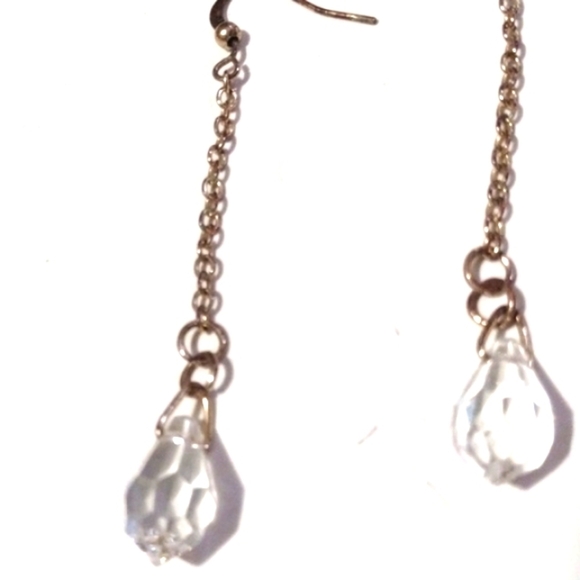 VINTAGE FACETED CRYSTAL GOLD-TONE DANGLE DROP HOOK 2.5" EARRINGS - Picture 5 of 6